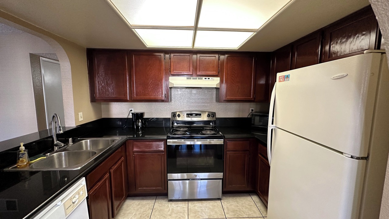 Photo of Kitchen in Canyon Gate