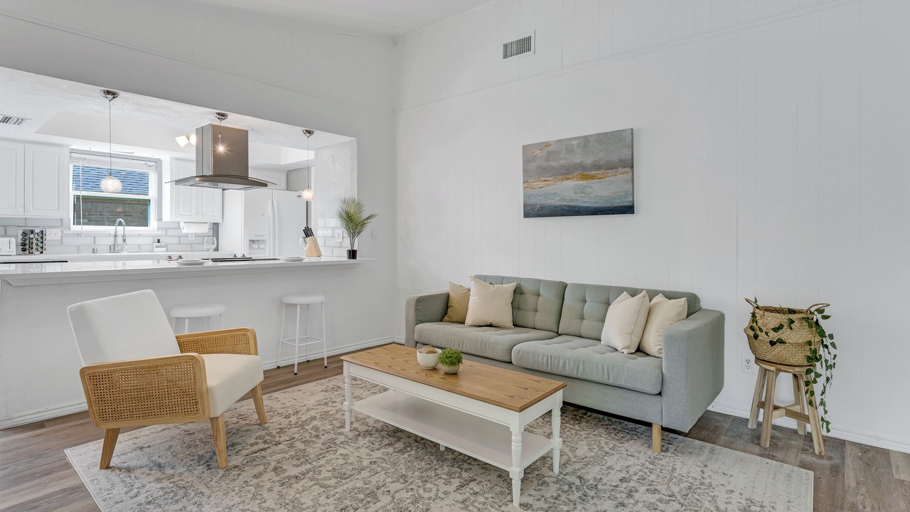 Photo of Livingroom in Carrollton