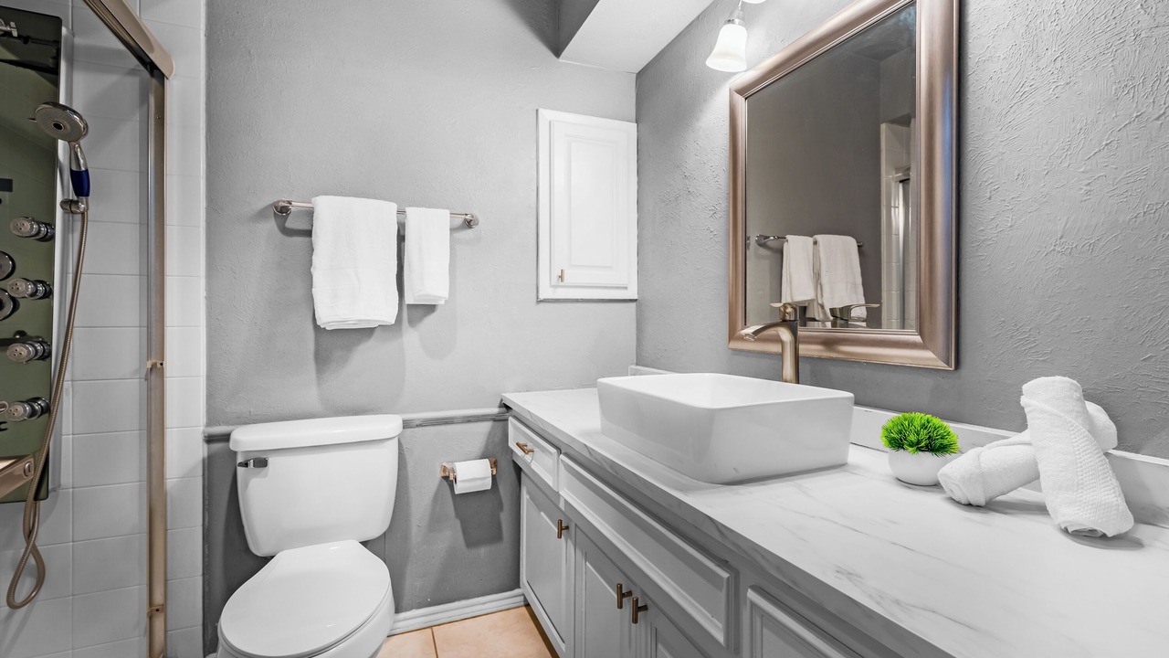 Photo of Bathroom in Carrollton