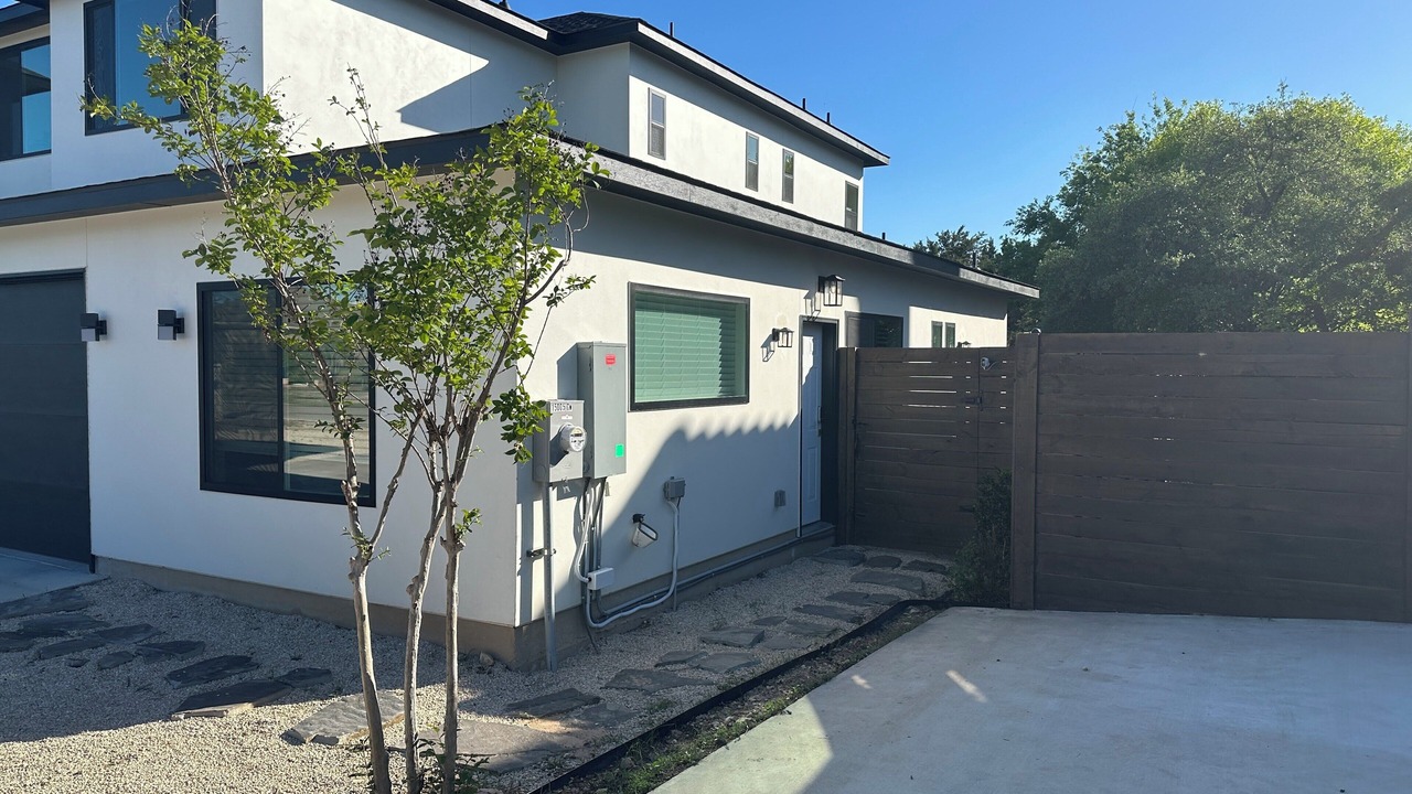 Photo of Outdoor in Cardinal Hills Estates
