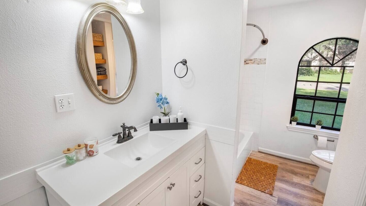 Photo of Bathroom in Friendswood