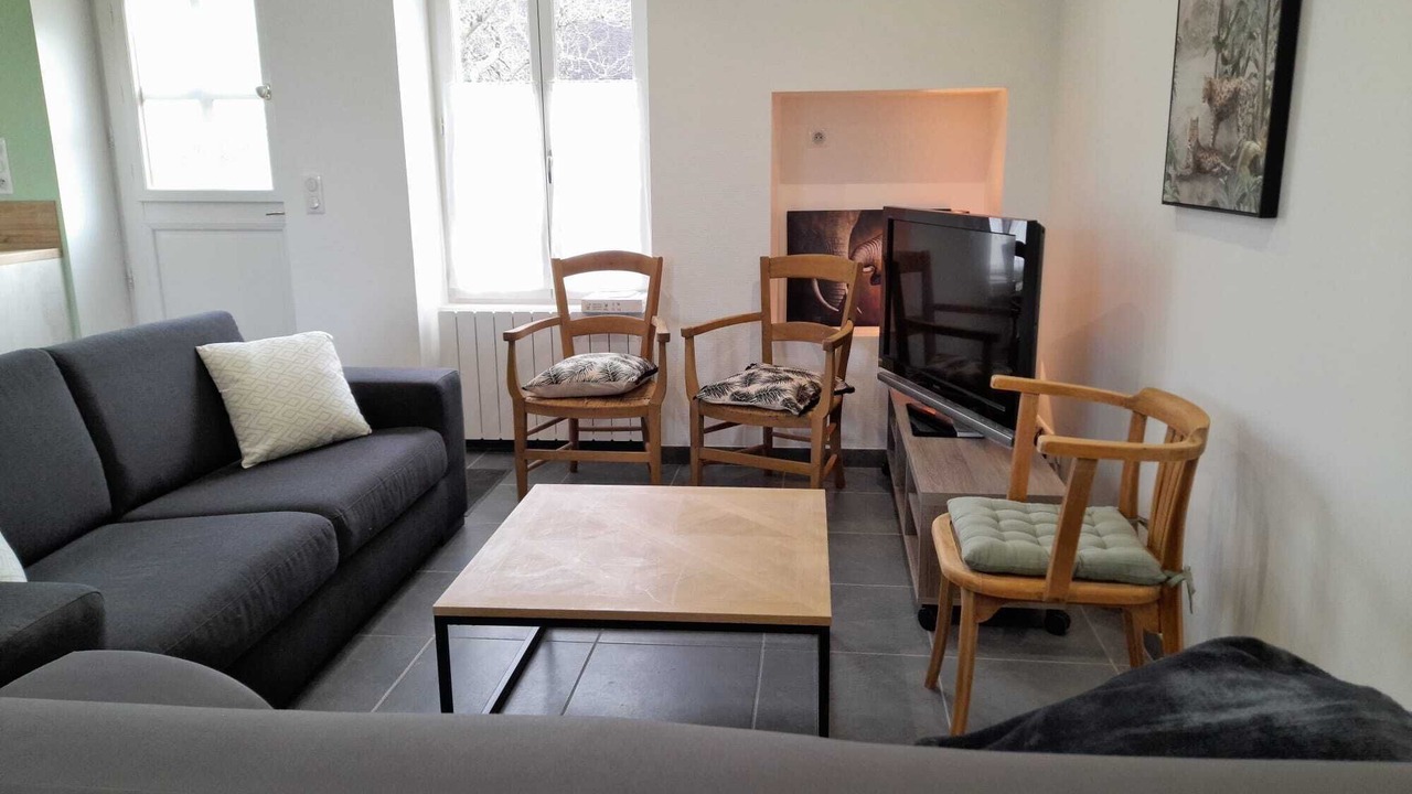 Photo of Livingroom in Vicq-sur-Nahon