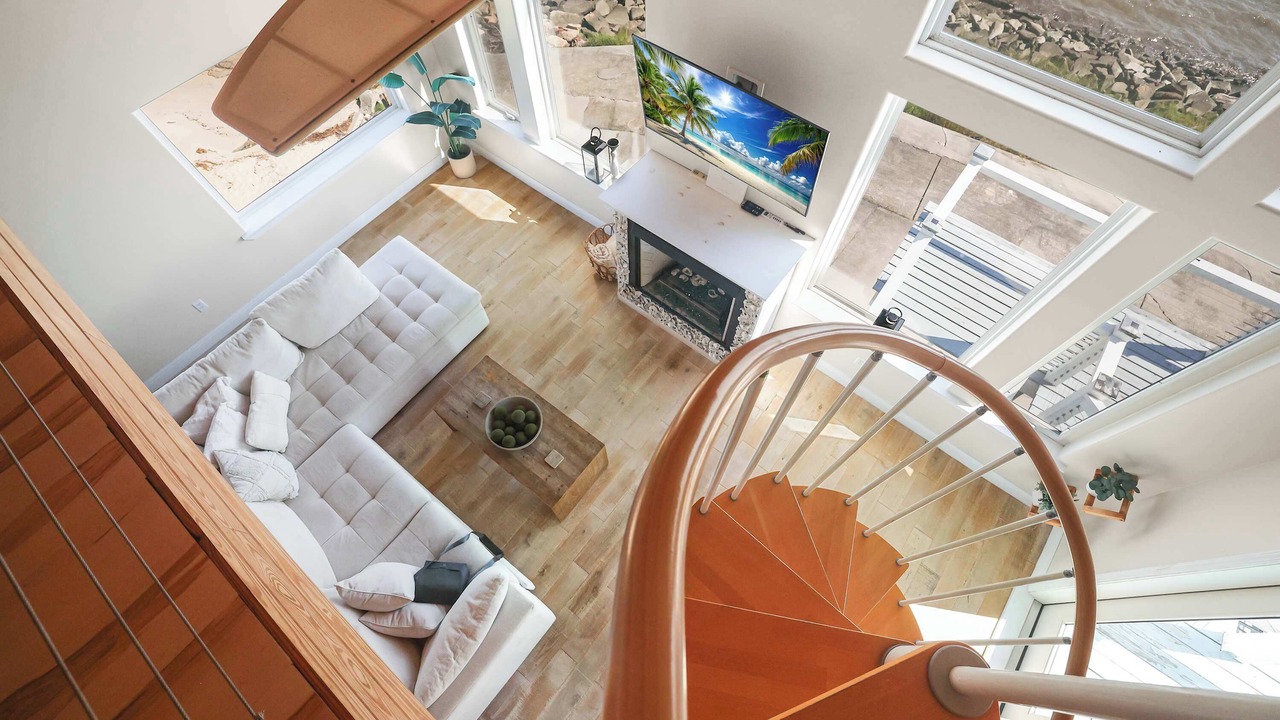 Photo of Livingroom in Ocean Springs