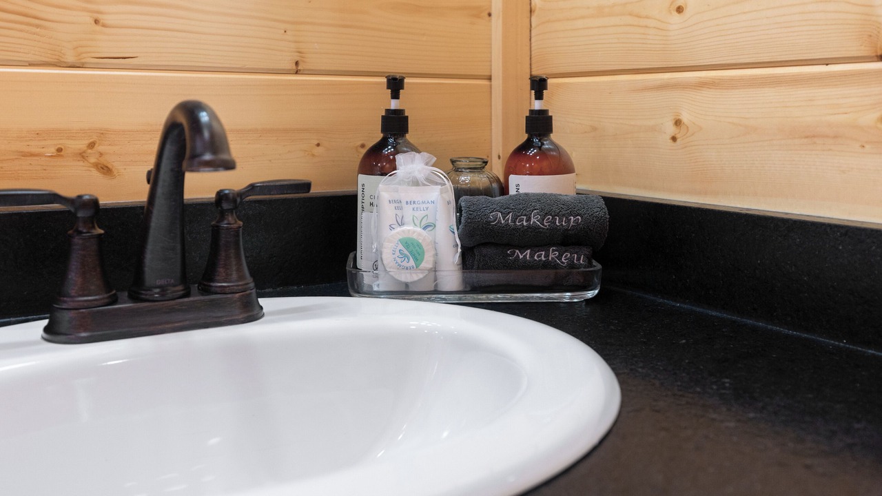 Photo of Bathroom in Klondike