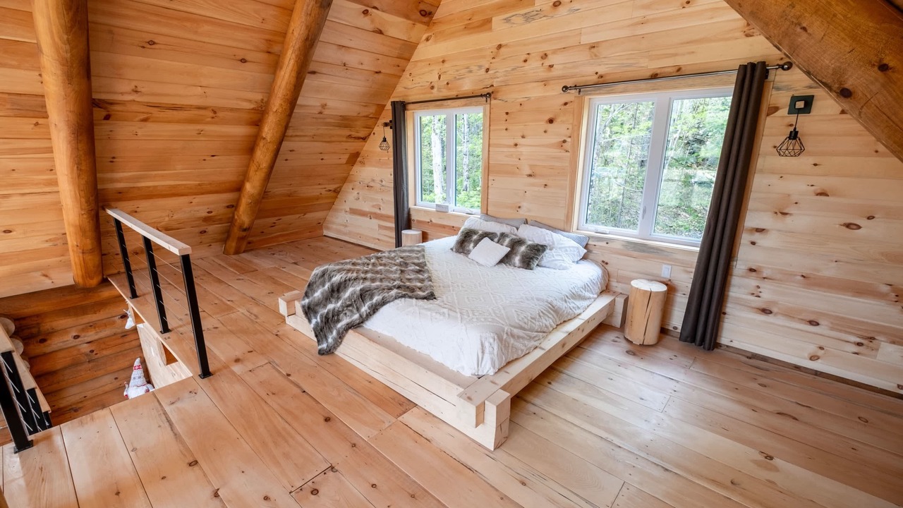 Photo of Bedroom in Saint-Philemon