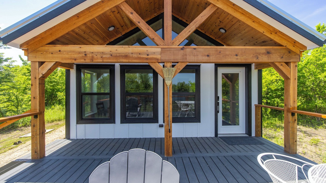 Photo of Patio Balcony in Klondike