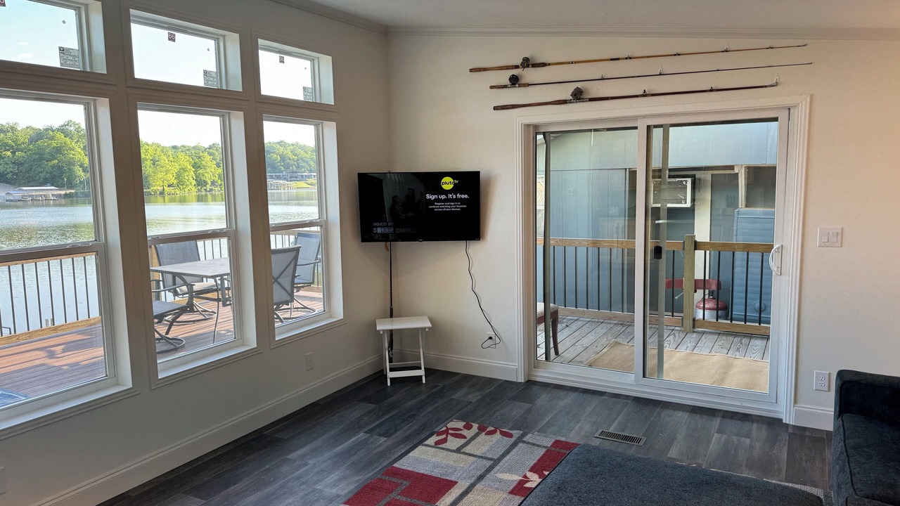 Photo of Livingroom in Gravois Mills