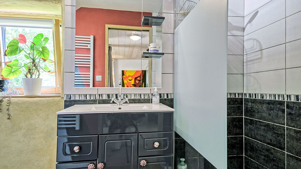 Photo of Bathroom in Penvins