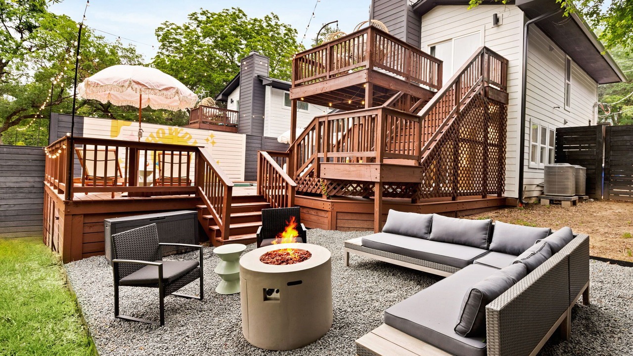 Photo of Patio Balcony in South Lamar