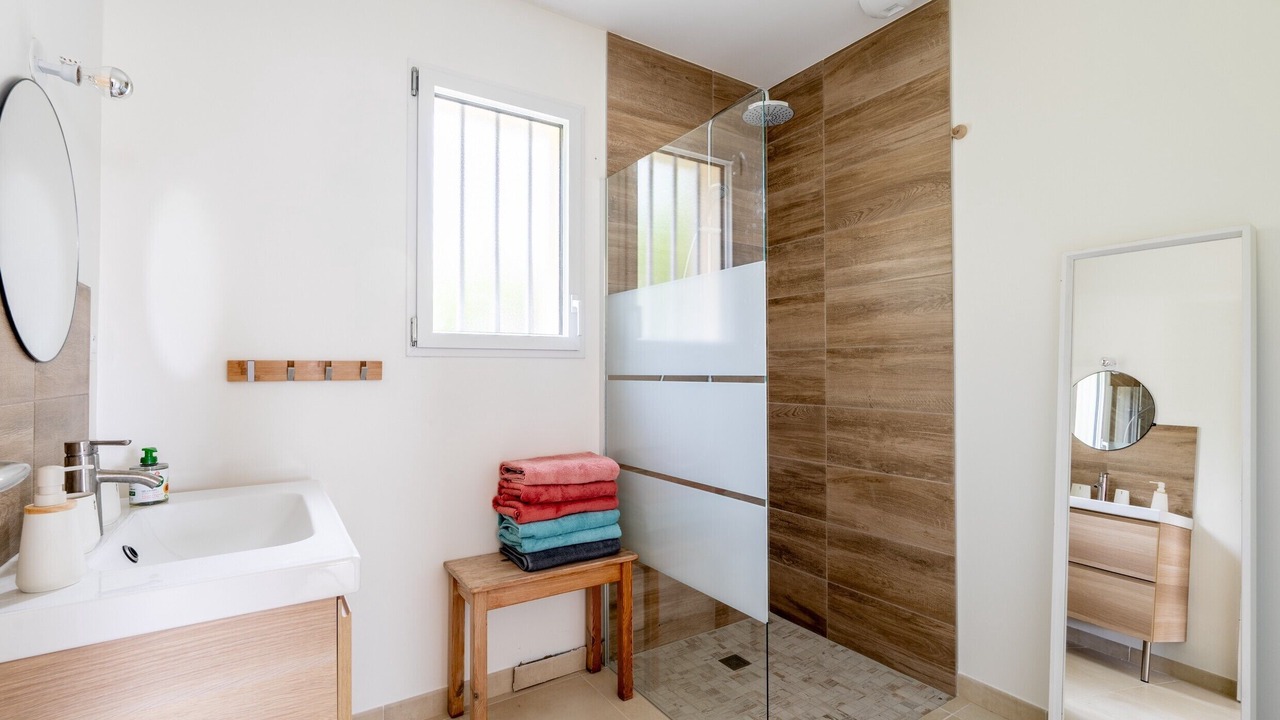 Photo of Bathroom in Pornic