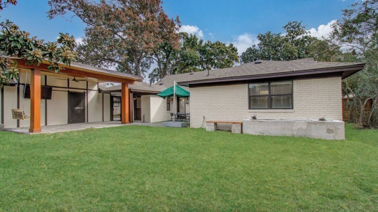 Photo of Outdoor in Spring Branch Central