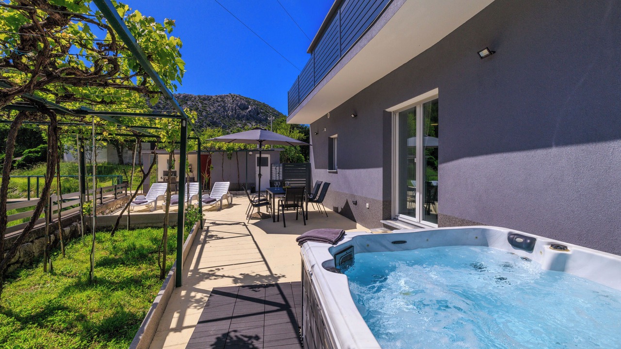 Photo of Patio Balcony in Drivenik