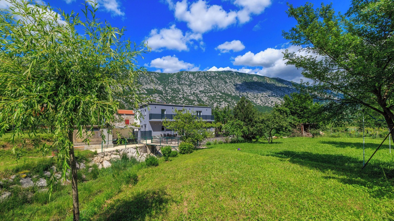 Photo of Outdoor in Drivenik
