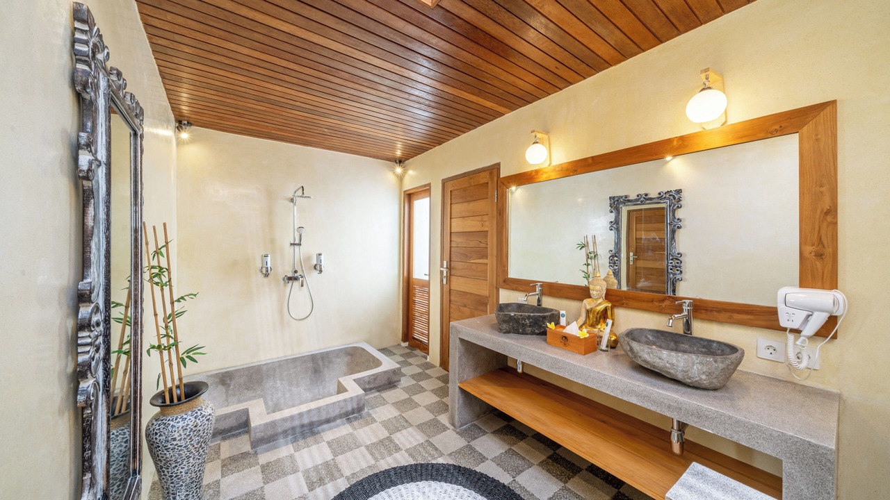 Photo of Bathroom in Nakula
