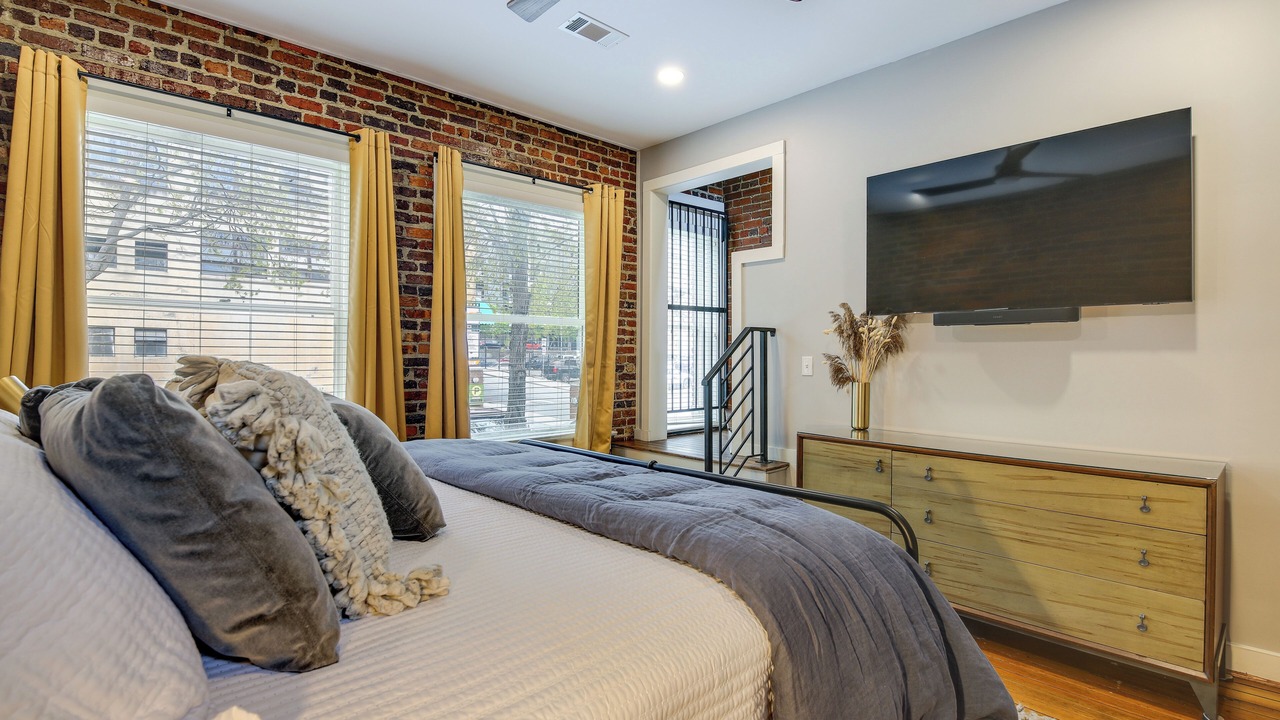 Photo of Bedroom in Downtown Knoxville