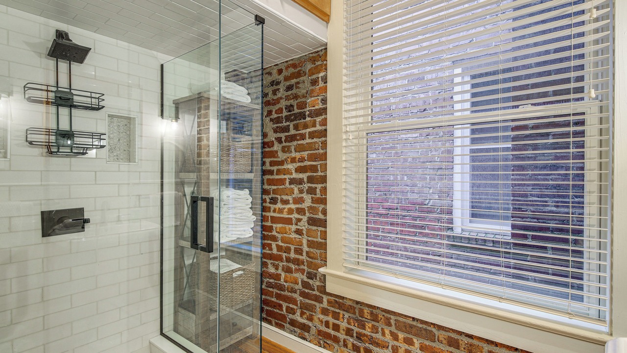 Photo of Bathroom in Downtown Knoxville