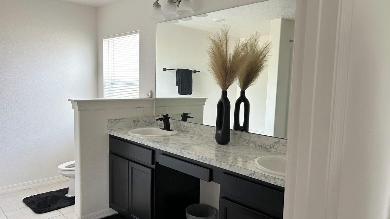 Photo of Bathroom in Deltona Lakes