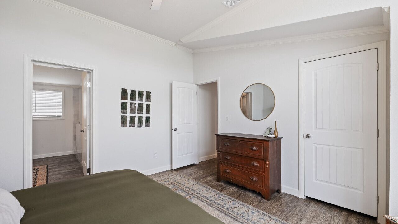Photo of Bedroom in Carmine