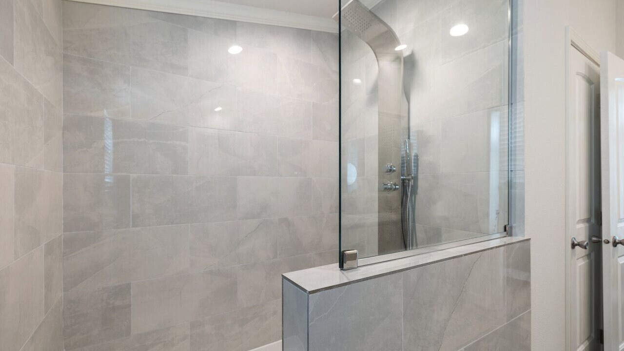 Photo of Bathroom in Carmine
