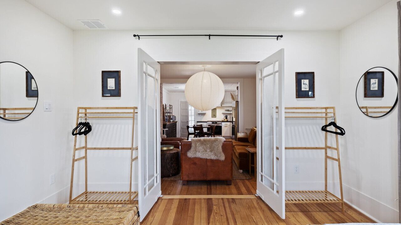 Photo of Livingroom in Carmine