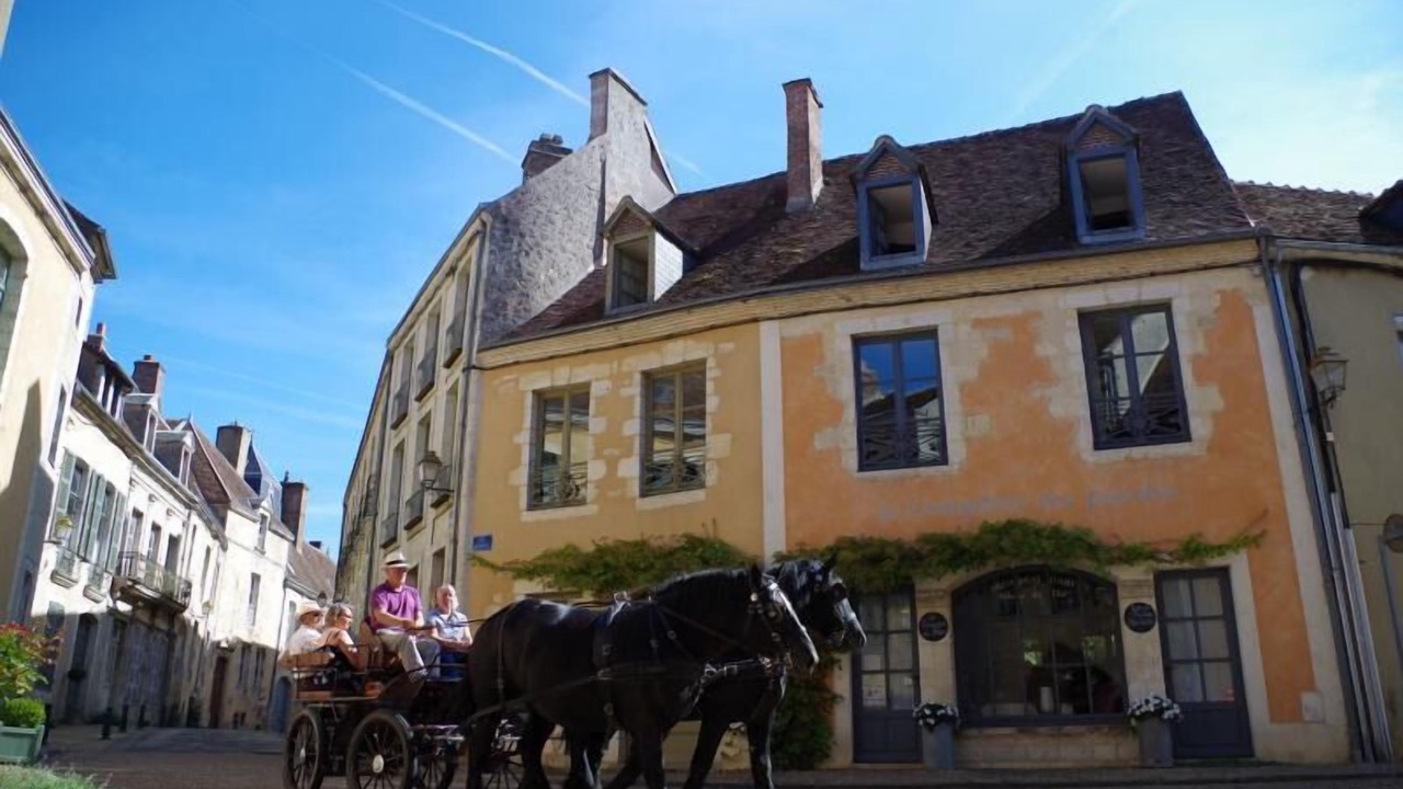 Photo of Others in Belleme