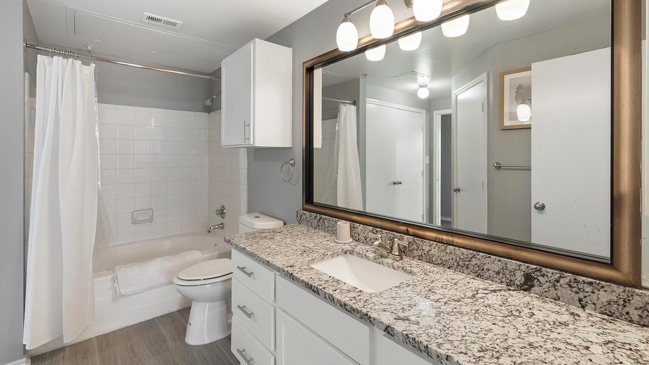 Photo of Bathroom in Fossil Creek