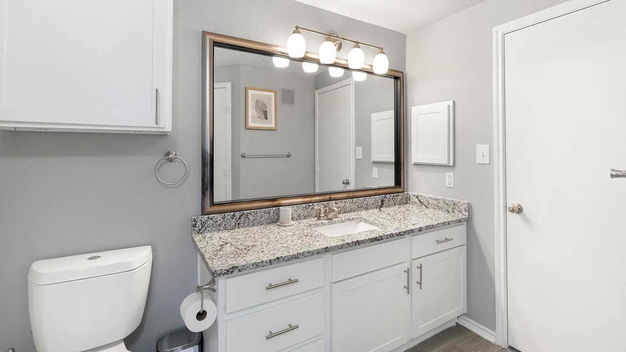 Photo of Bathroom in Fossil Creek