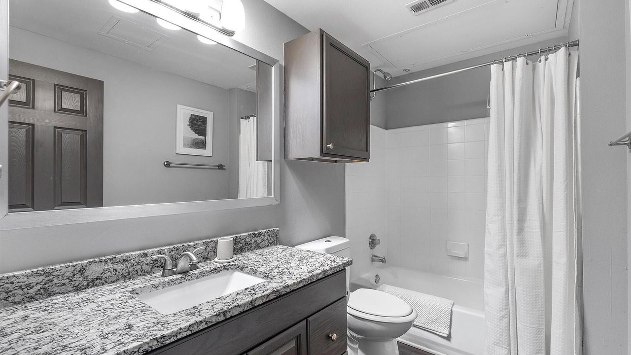 Photo of Bathroom in Fossil Creek