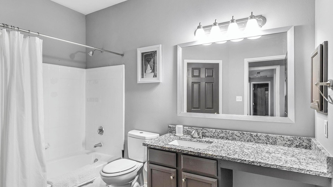 Photo of Bathroom in Fossil Creek