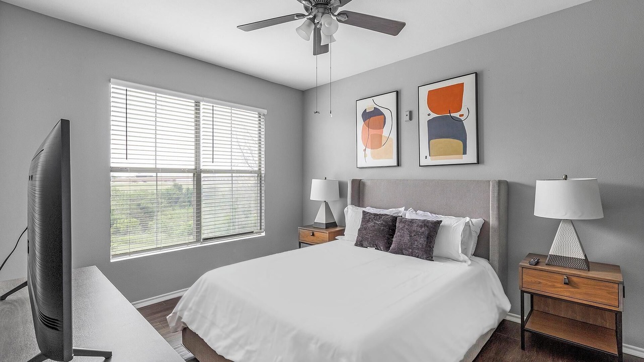 Photo of Bedroom in Fossil Creek