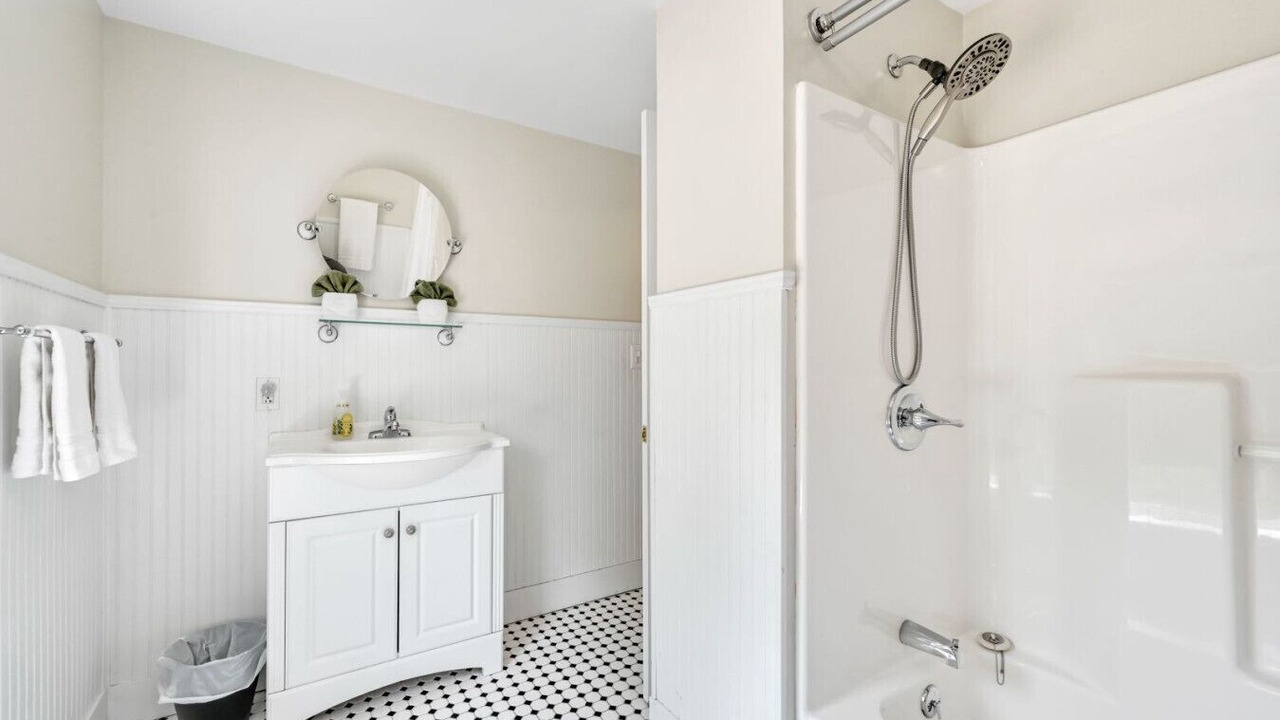 Photo of Bathroom in Briar Crest Woods