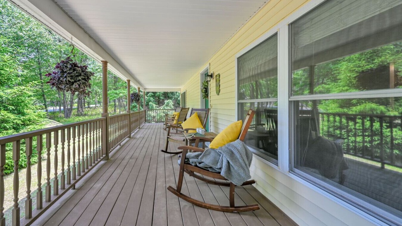 Photo of Outdoor in Briar Crest Woods