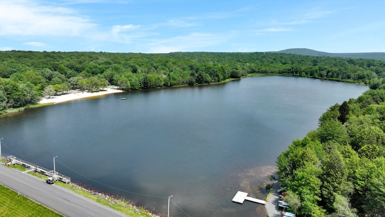 Photo of Outdoor in Briar Crest Woods