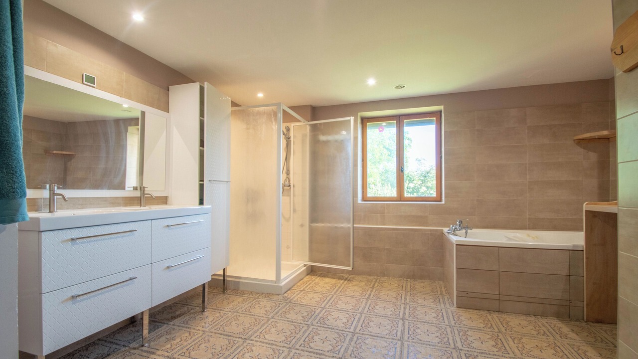 Photo of Bathroom in Monclar-de-Quercy