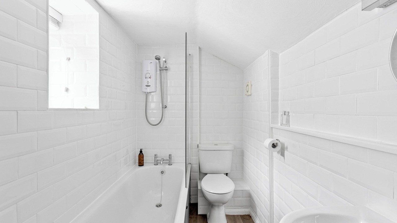 Photo of Bathroom in Wadebridge