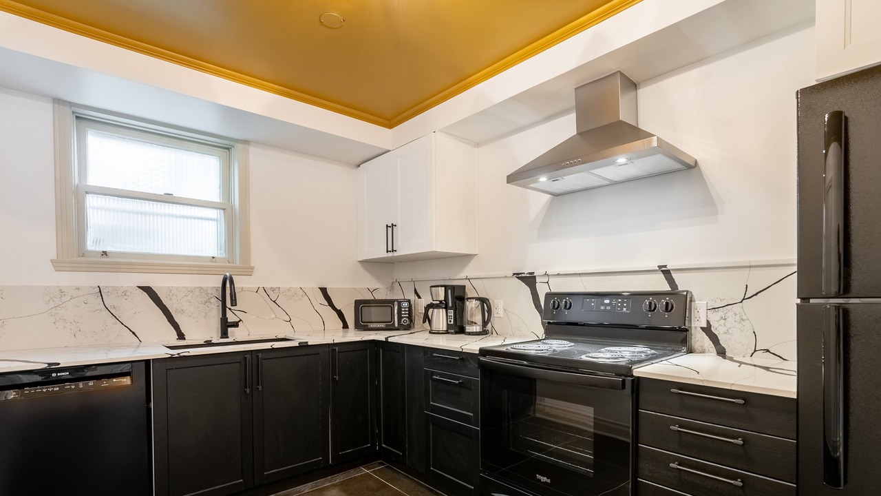 Photo of Kitchen in Ahuntsic