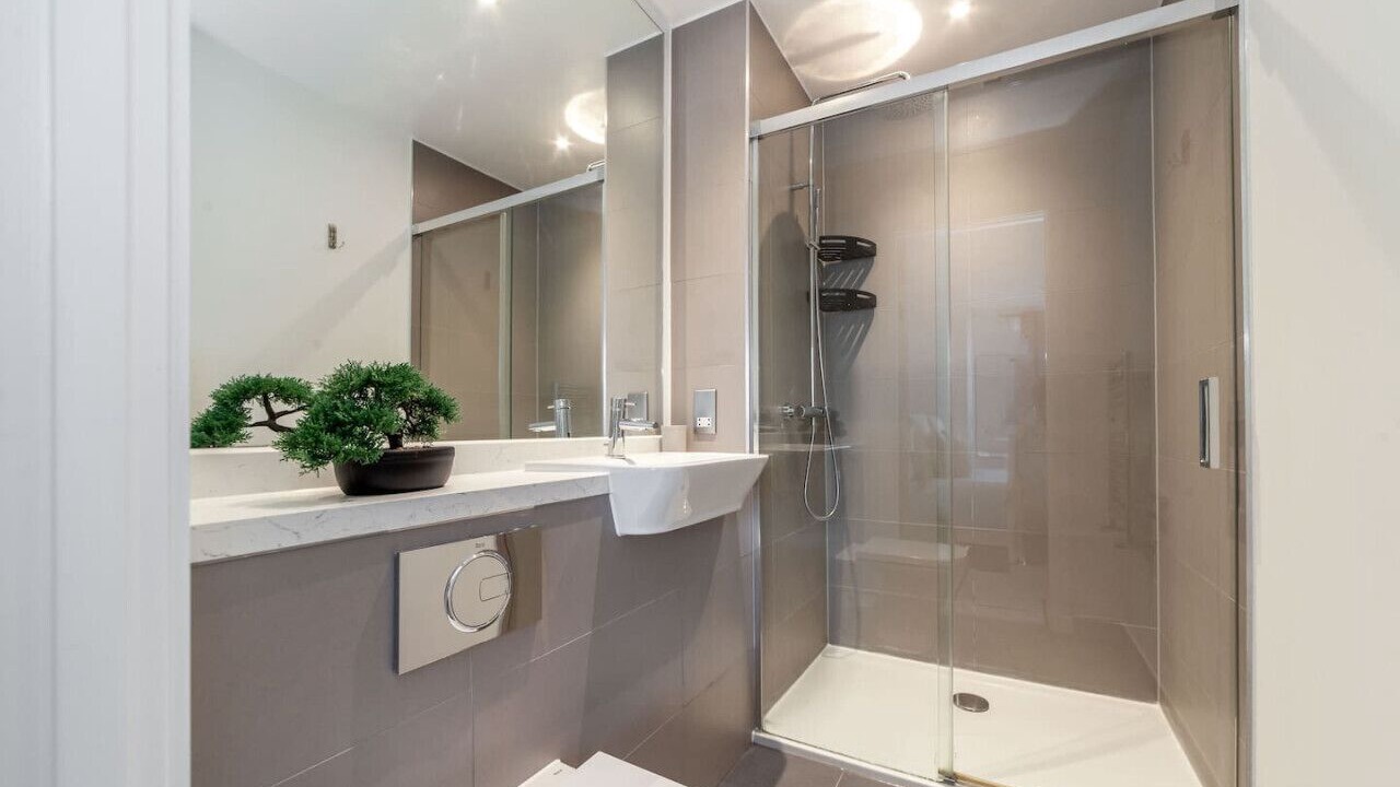 Photo of Bathroom in Brent