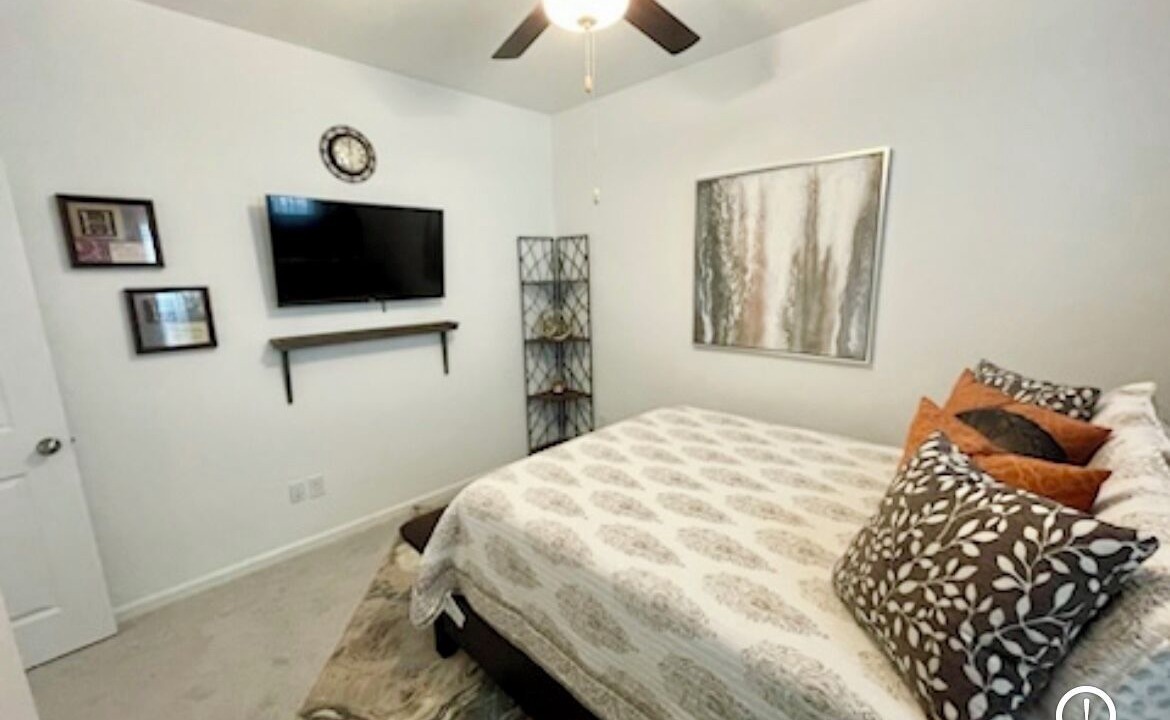 Photo of Bedroom in New Caney