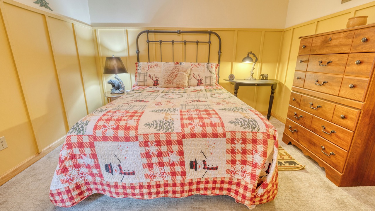 Photo of Bedroom in Eagle Mountain