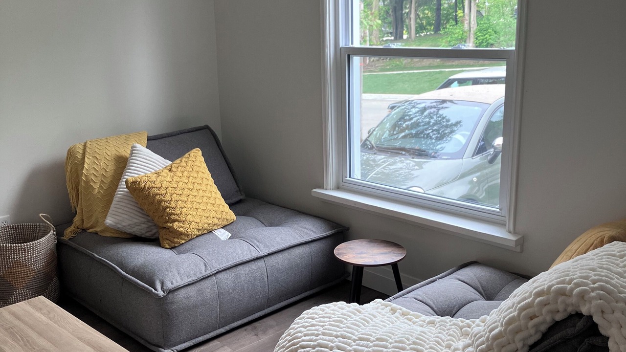 Photo of Livingroom in Orillia