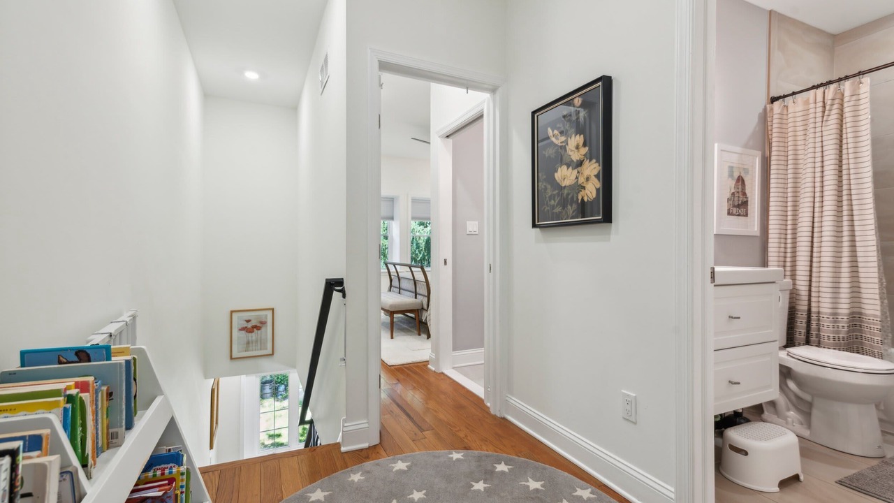 Photo of Others in East Mount Airy