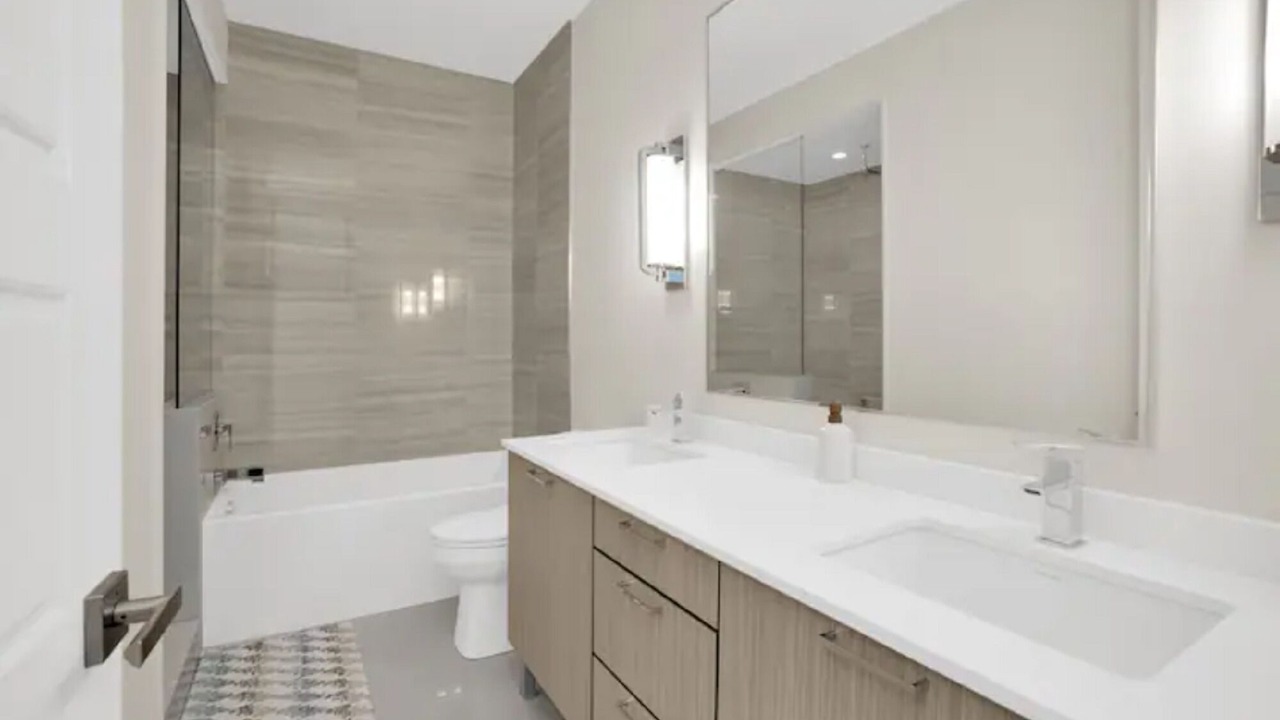 Photo of Bathroom in Innisfil