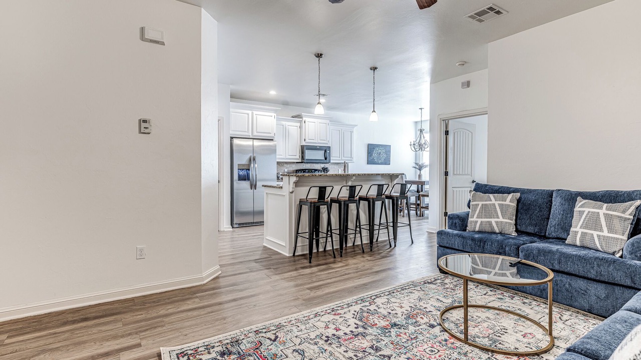 Photo of Livingroom in South Oklahoma City