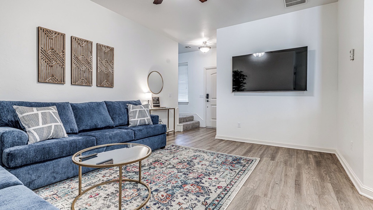 Photo of Livingroom in South Oklahoma City