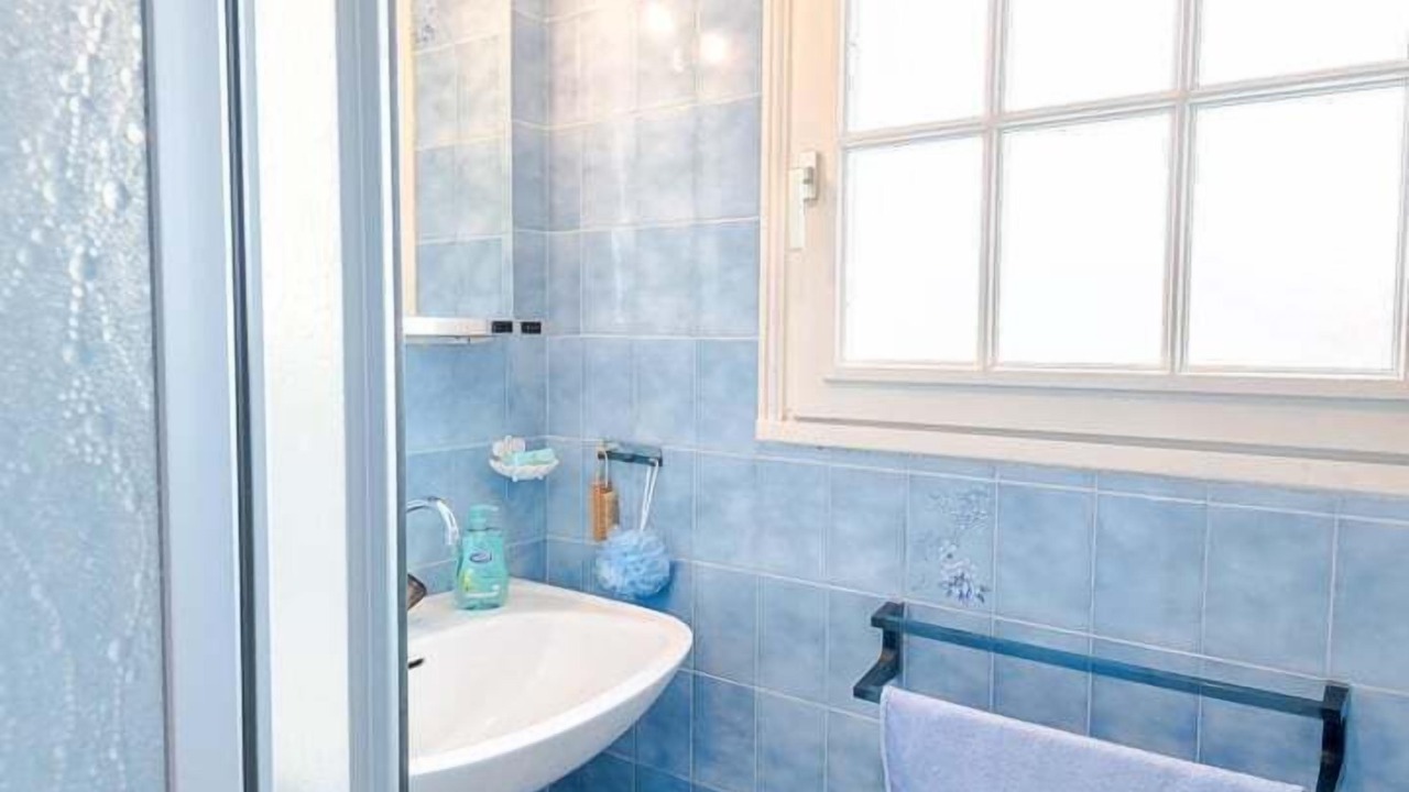 Photo of Bathroom in Amboise