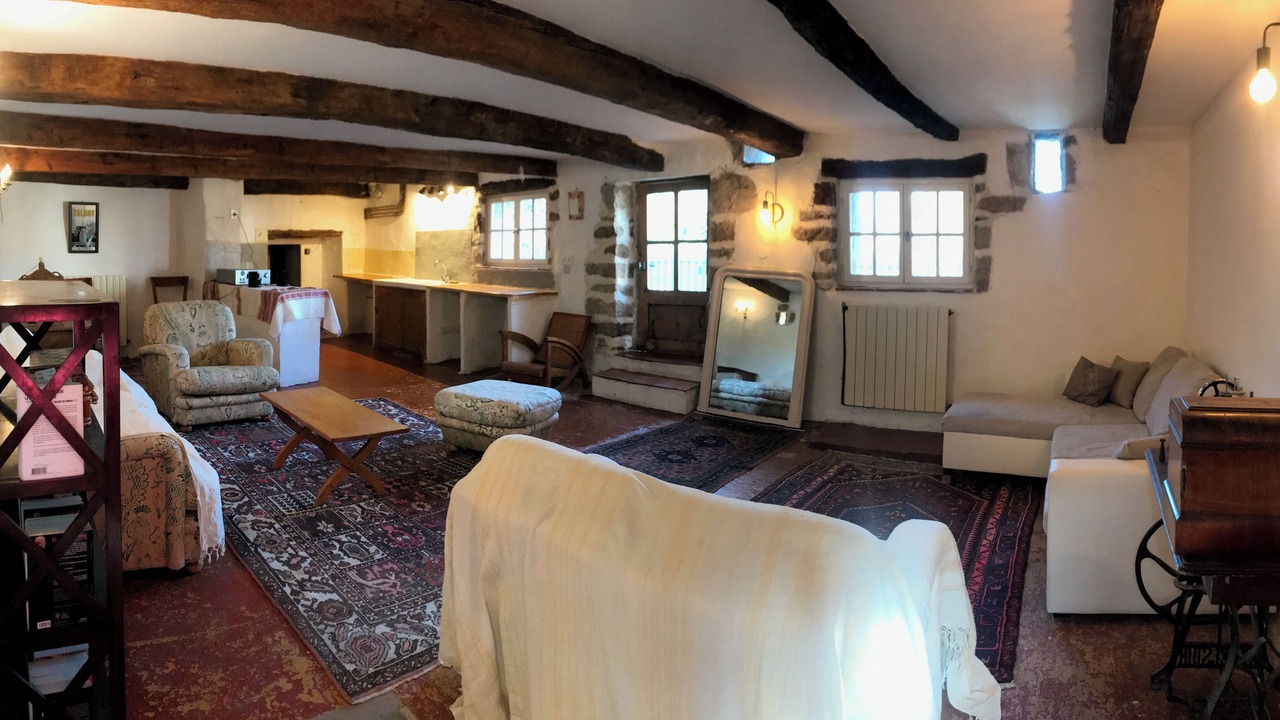 Photo of Livingroom in Soumont