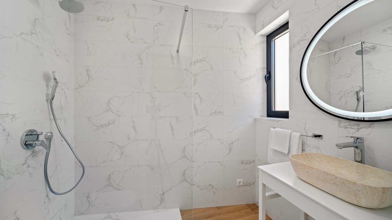 Photo of Bathroom in Duce