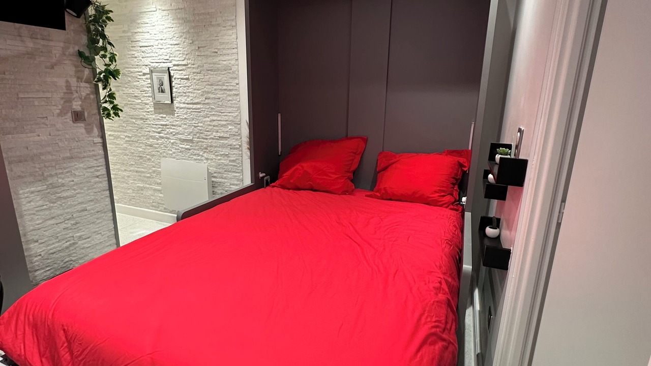 Photo of Bedroom in Parc-de-Montsouris