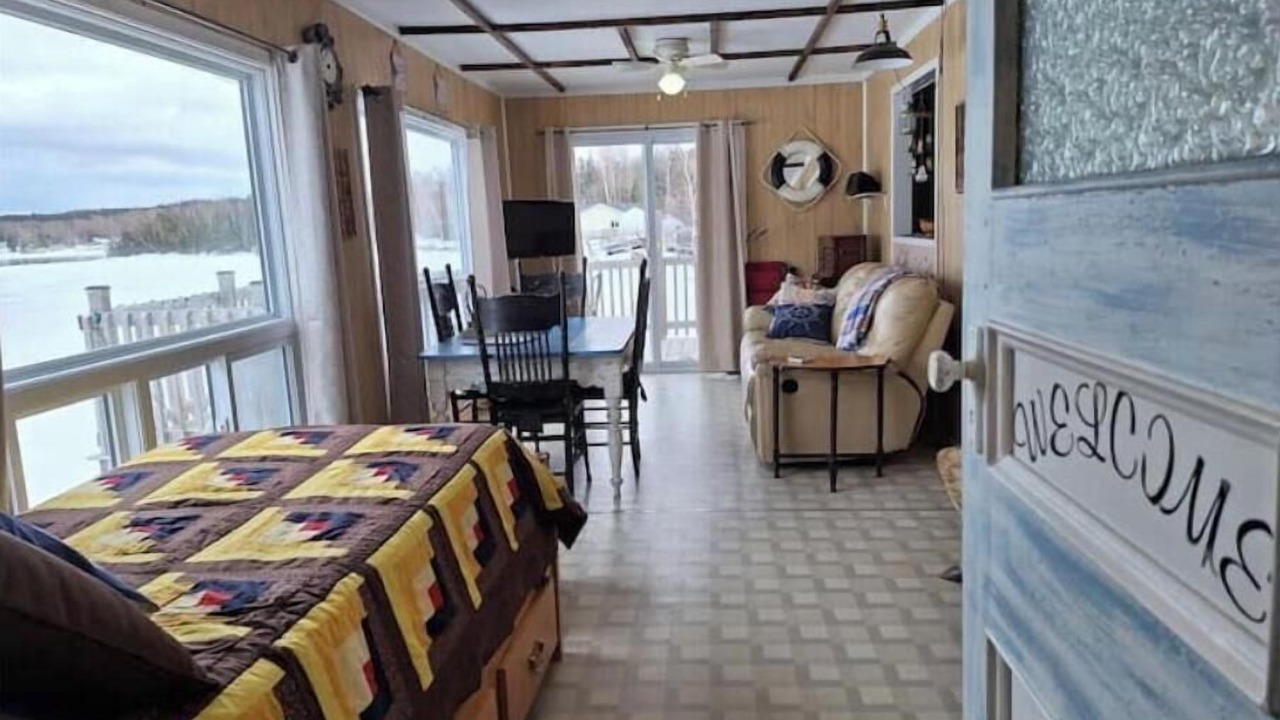 Photo of Bedroom in Point Leamington