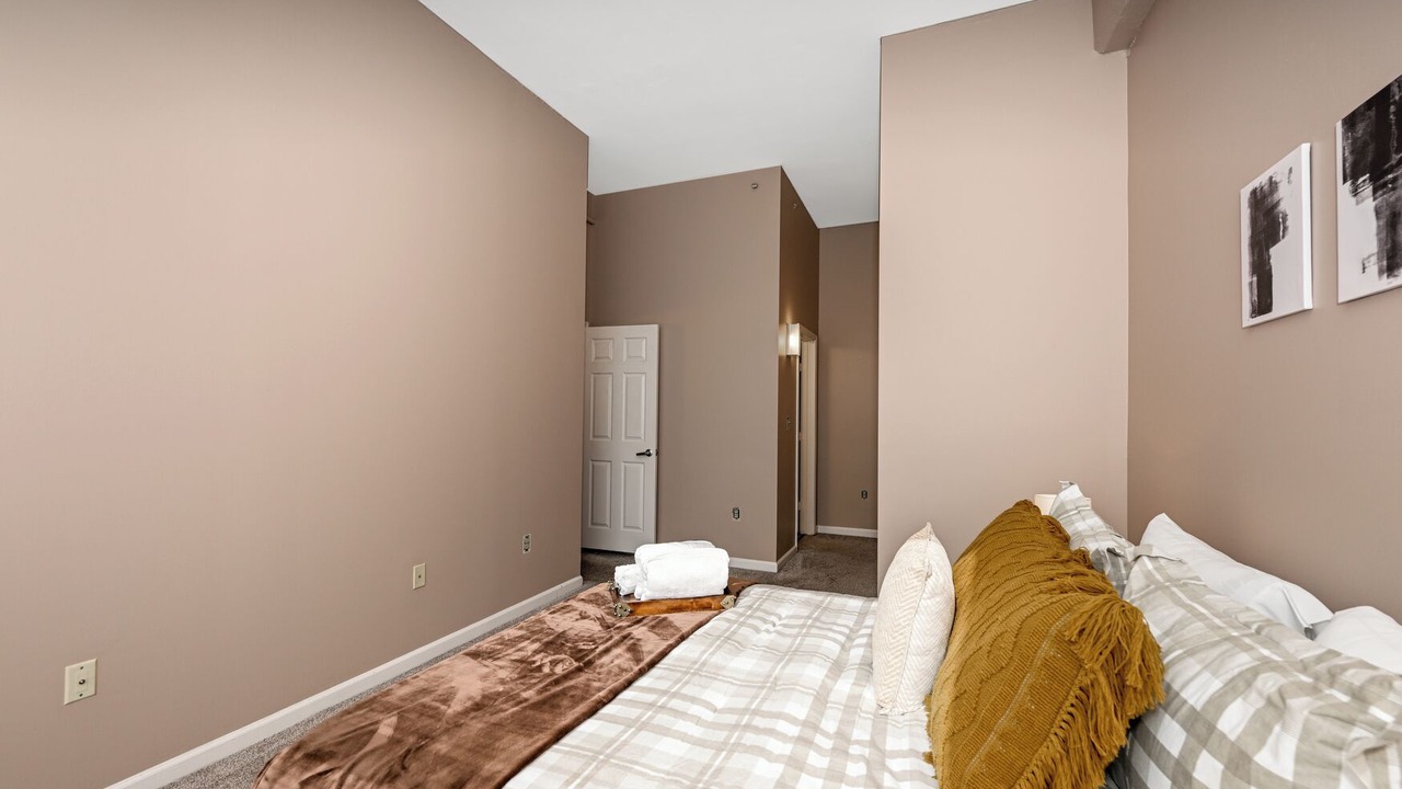Photo of Bedroom in Downtown Cleveland